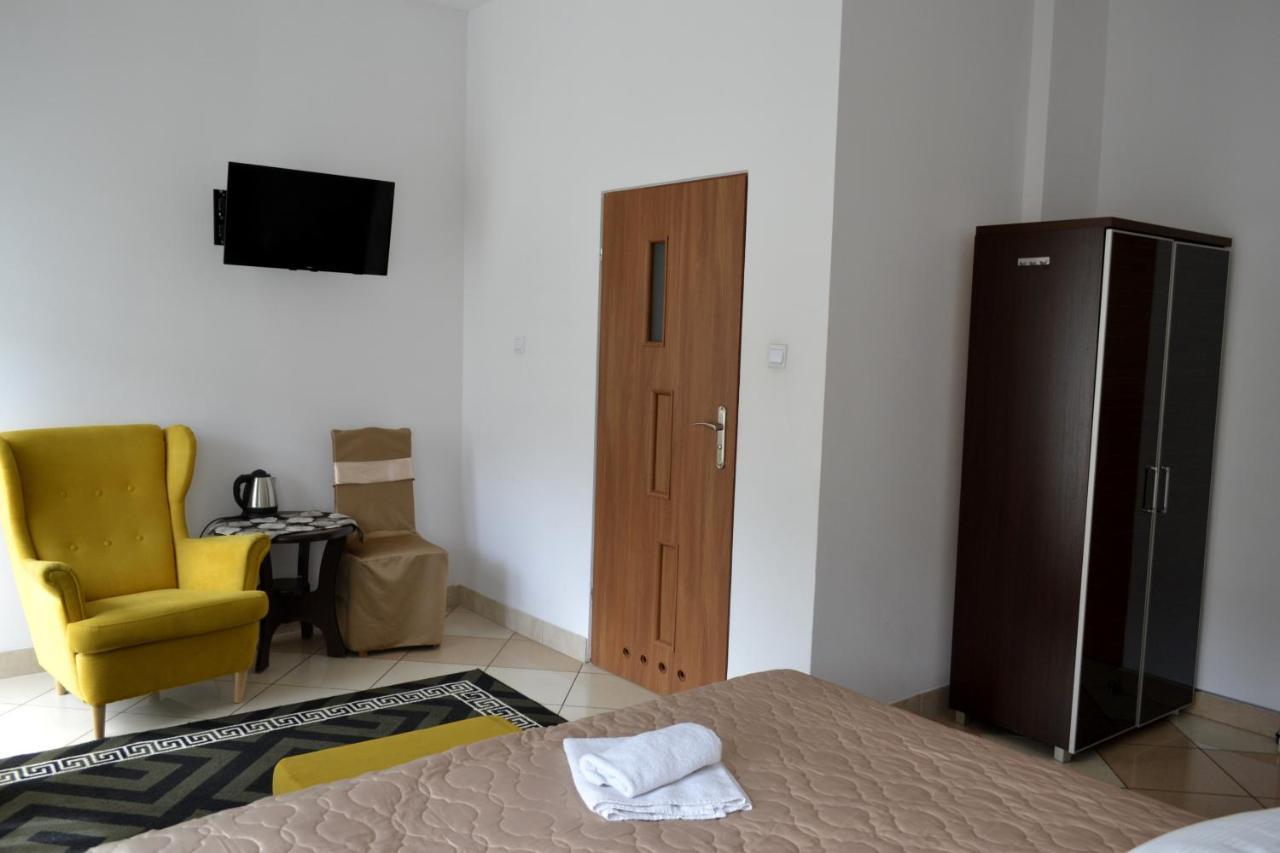 Hotel Piast Ныса Экстерьер фото