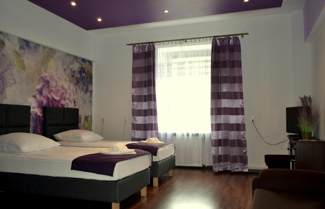 Hotel Piast Ныса Экстерьер фото