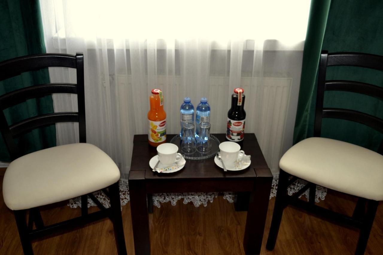 Hotel Piast Ныса Экстерьер фото