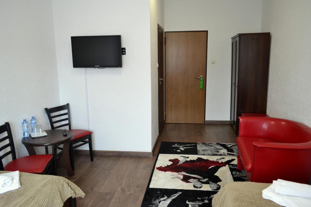 Hotel Piast Ныса Экстерьер фото