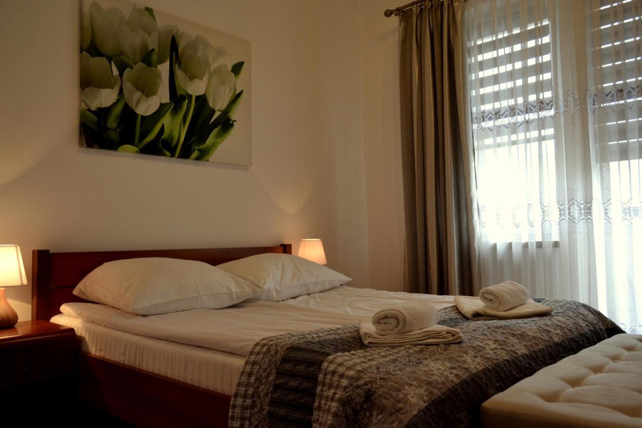 Hotel Piast Ныса Экстерьер фото