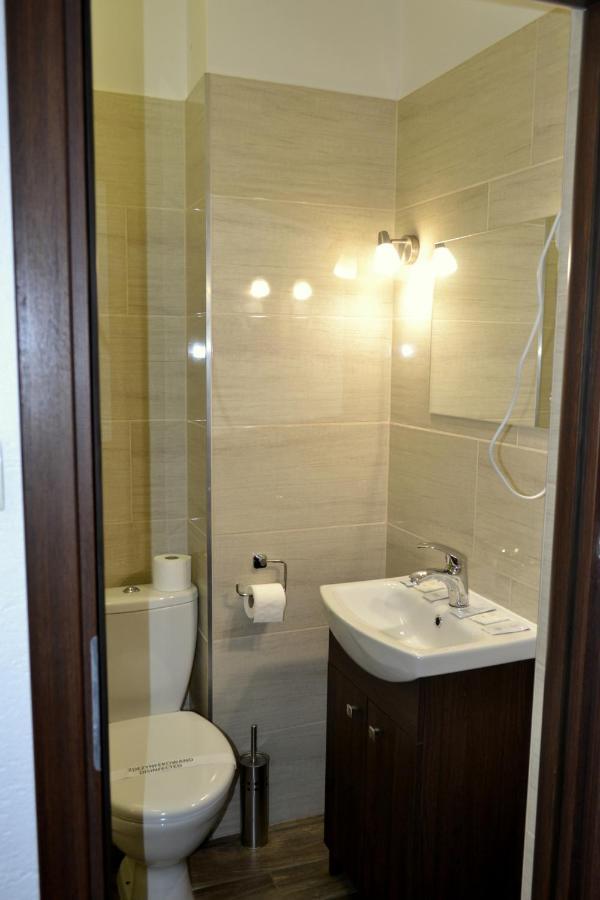 Hotel Piast Ныса Экстерьер фото