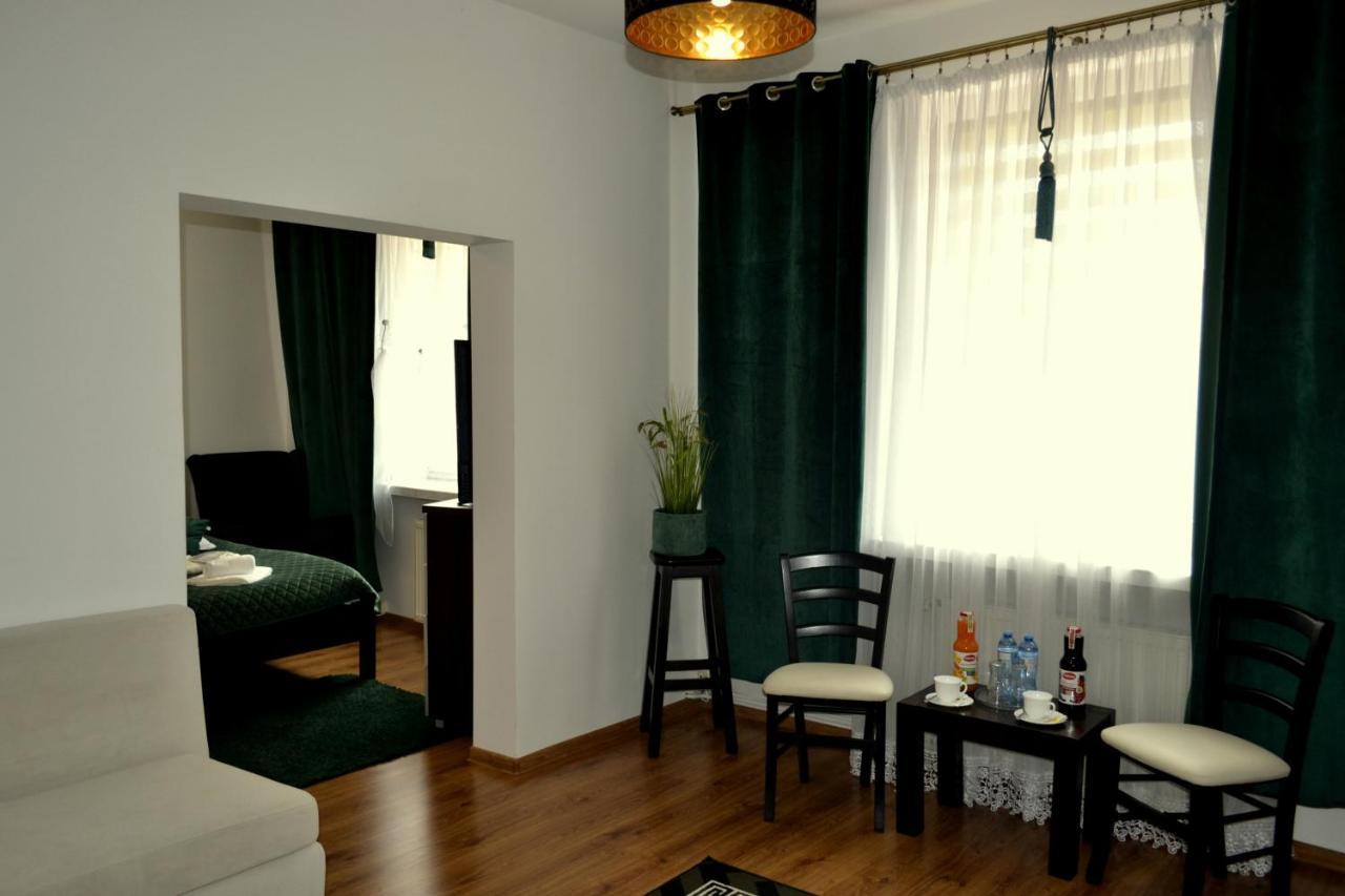 Hotel Piast Ныса Экстерьер фото
